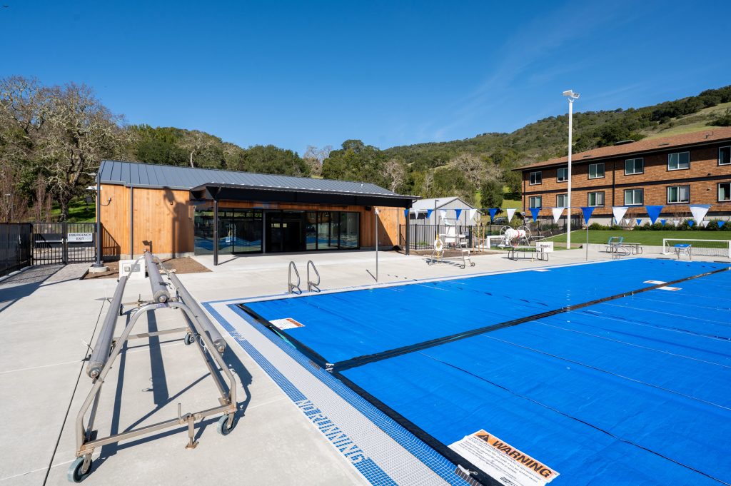 side view of pool and building
